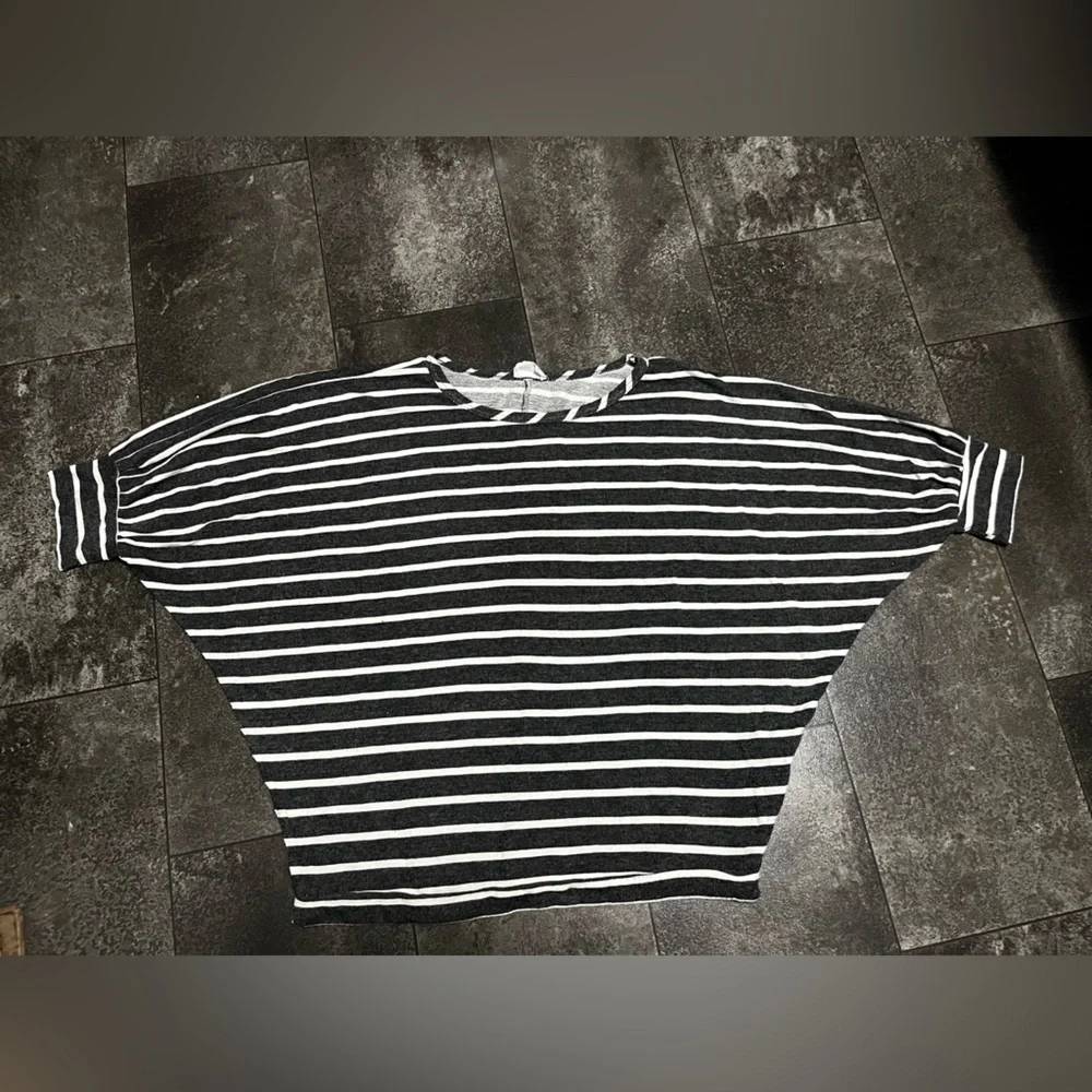 Fantastic Fawn Striped Black and White Top - Picture 2 of 4